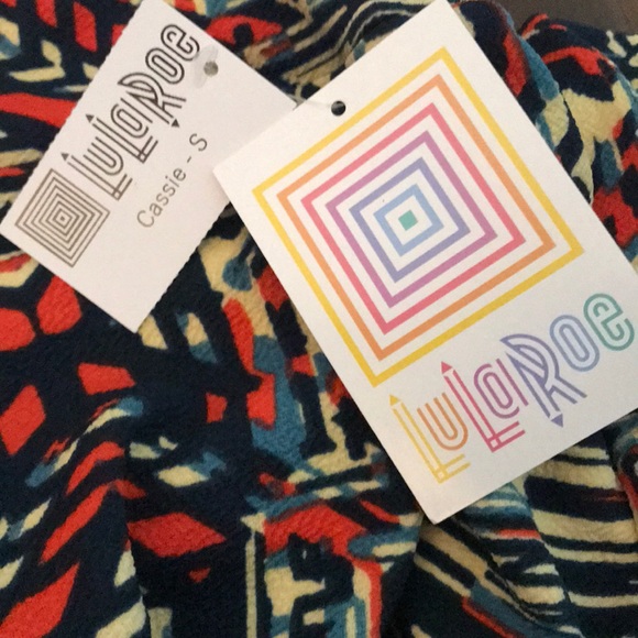 Lularoe Cassie Skirt - Picture 5 of 8